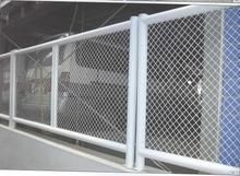 優質防護屏障 橋梁護欄網、小區圍網與桃形護欄網的專業解析